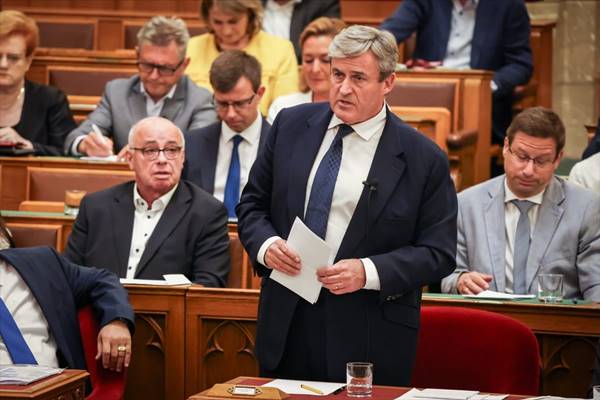 Rezsicsökkentés 2026-2027: Kapitány István fontos bejelentést tett